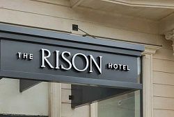Отель «Rison Hotel»
